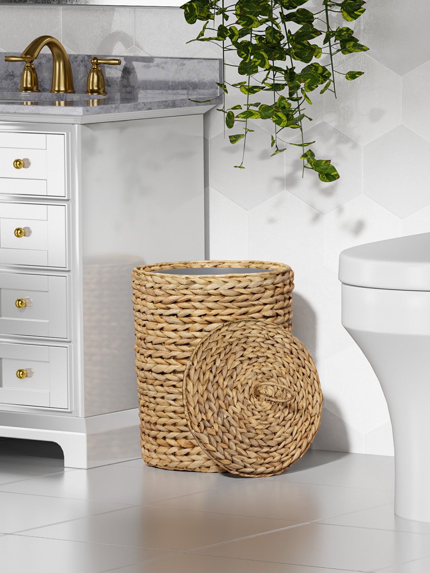 BLUEWEST 4.5 Gallons Wicker Trash Can with Lid - Bluewest